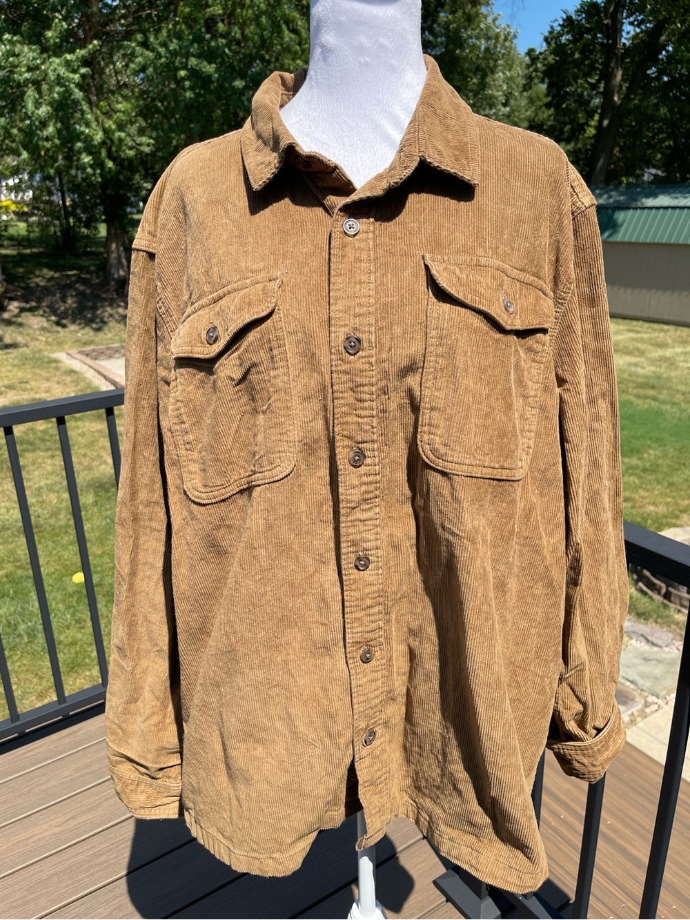 Patagonia Women’s Brown Organic Cotton Corduroy XL Button Down Top Shacket